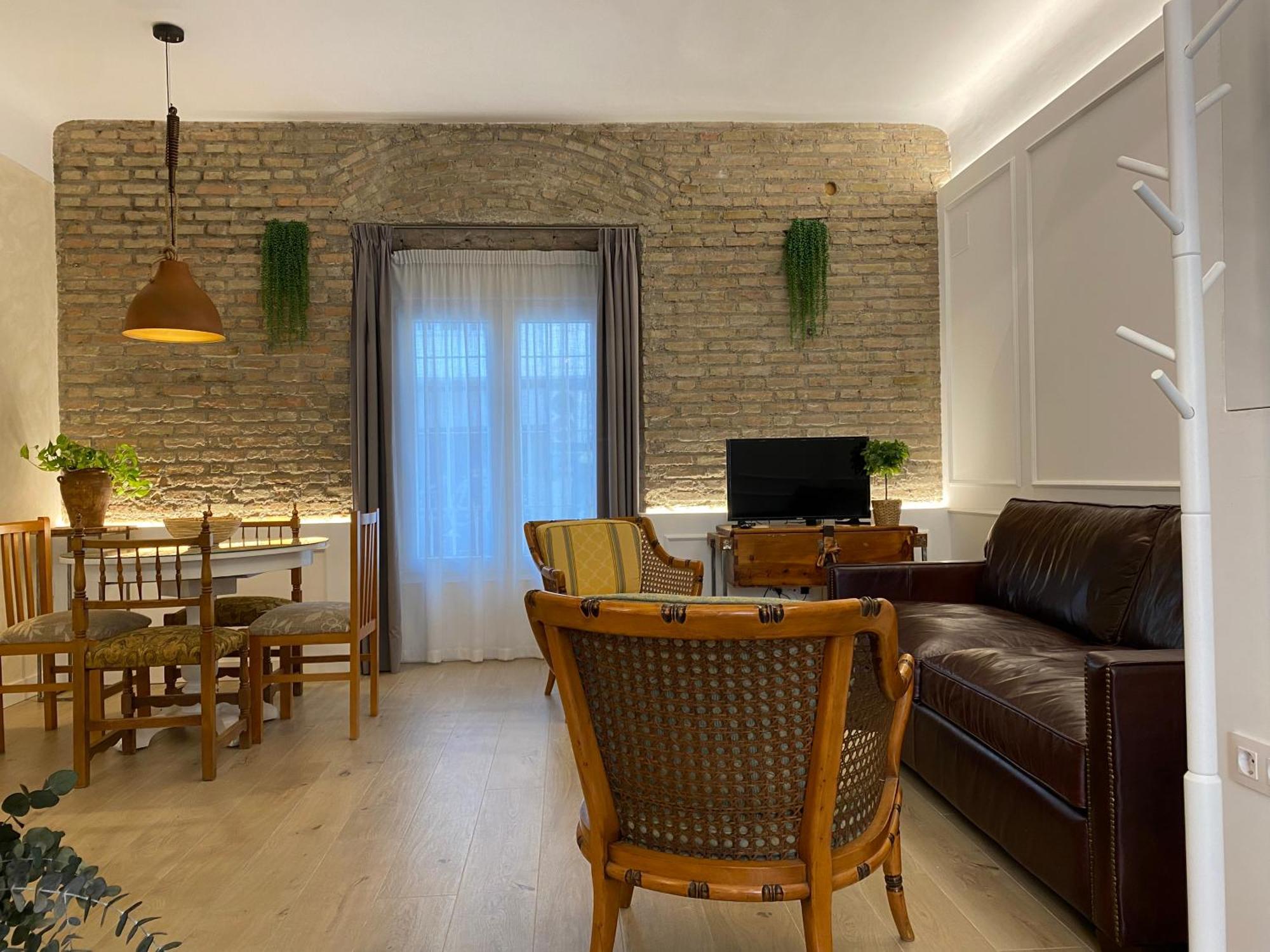 Guni Suites Ronda Гранада Екстериор снимка